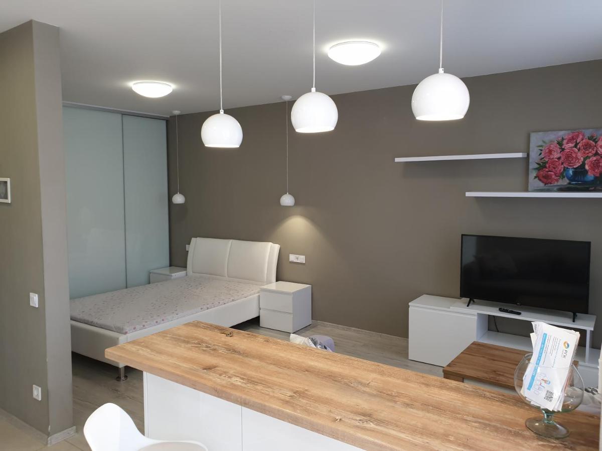 Best Apartment Shevchenka 80 Lviv Exterior photo